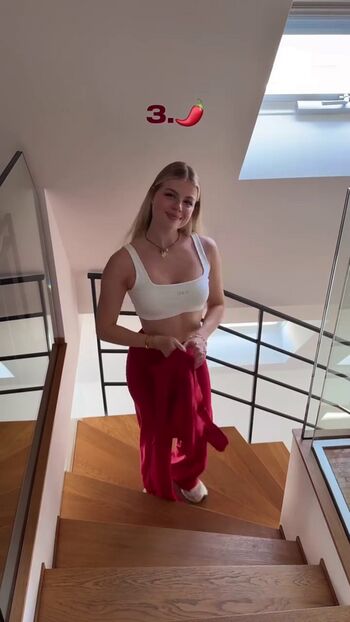🔥 Vallixpauline leaked private photo uncensored full